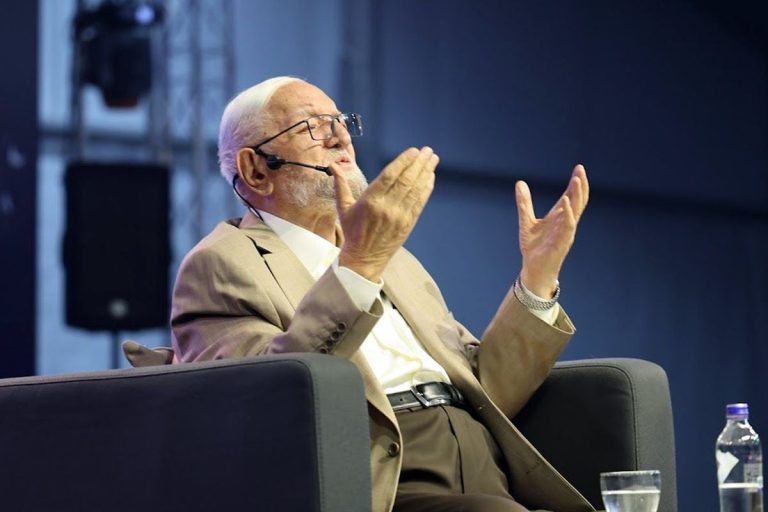 İlahiyatçı Necmettin Nursaçan 86 Yaşında Yeniden Evlendi, Çocuklarından Tam Destek